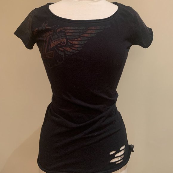 Harley-Davidson Black Distressed Tshirt w. cutouts